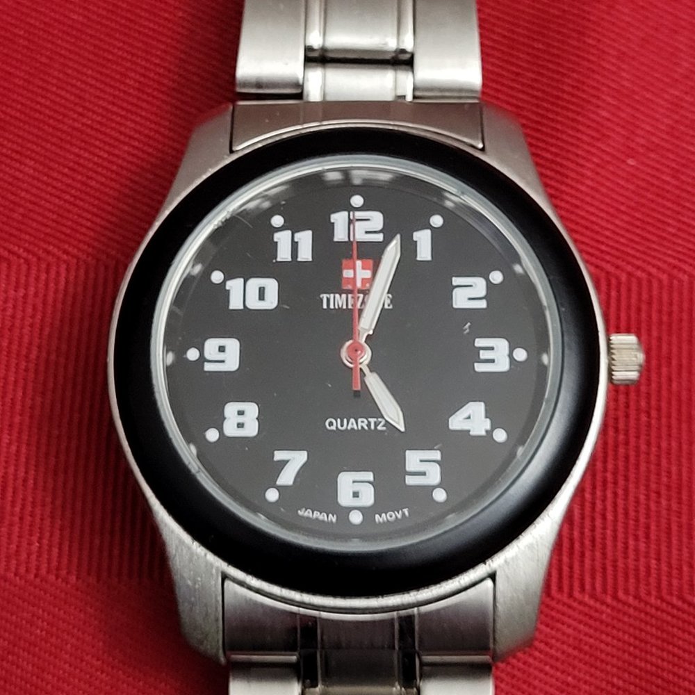 VINTAGE 1980'S, TIME ZONE, STAINLESS STEEL WRIST WATCH!!!